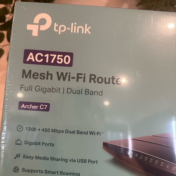 Factory sealed mesh Wi-Fi router - Picture 3 of 8